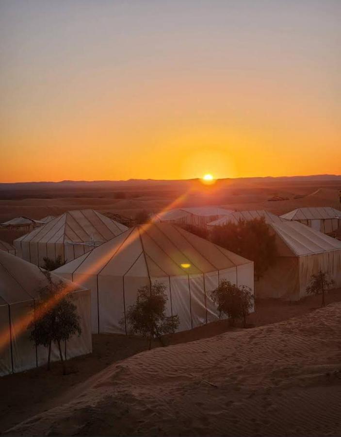 Hotel Luxury Desert Camp à Merzouga Extérieur photo